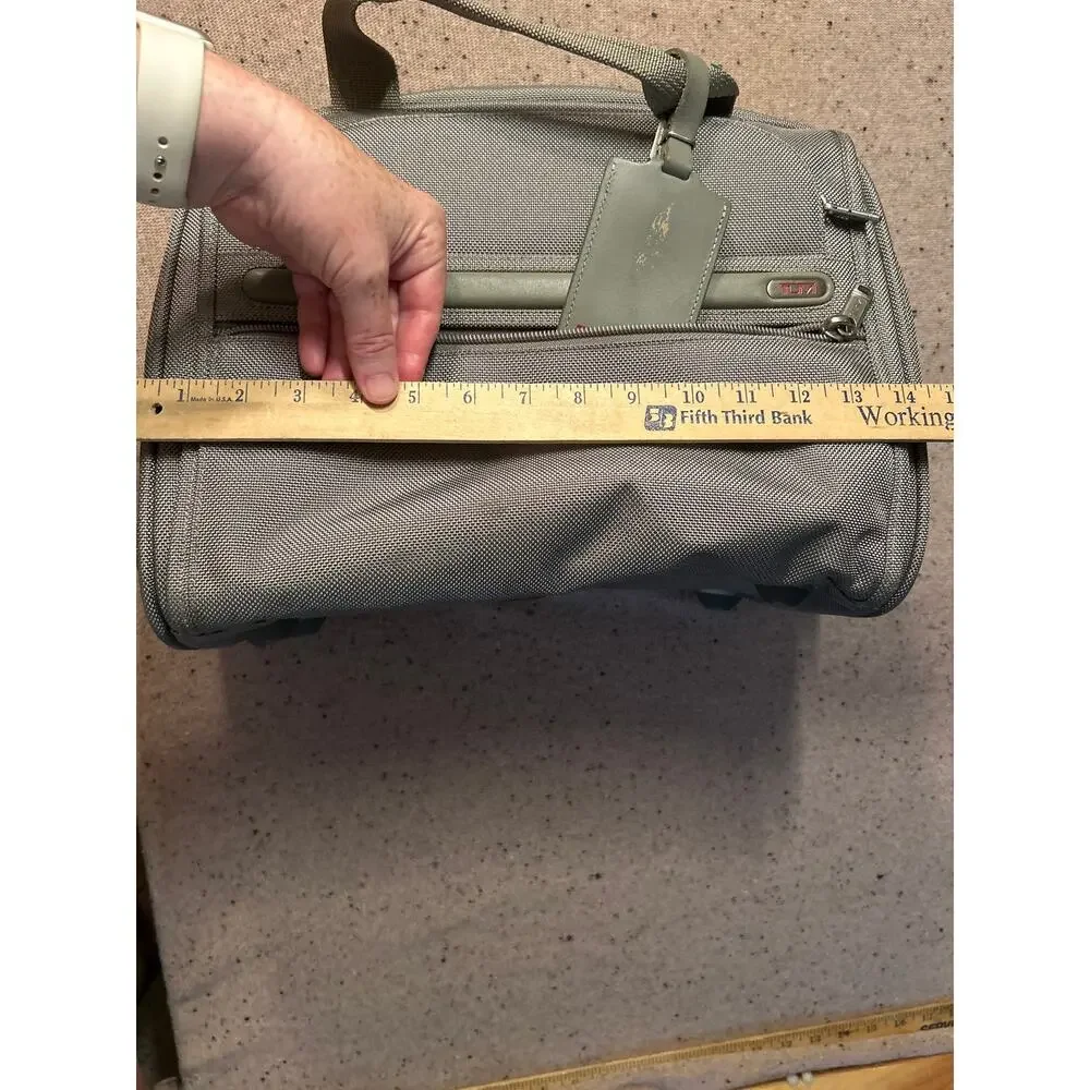 VtG Tumi Carry On Bag Small Silver Luxury Travel